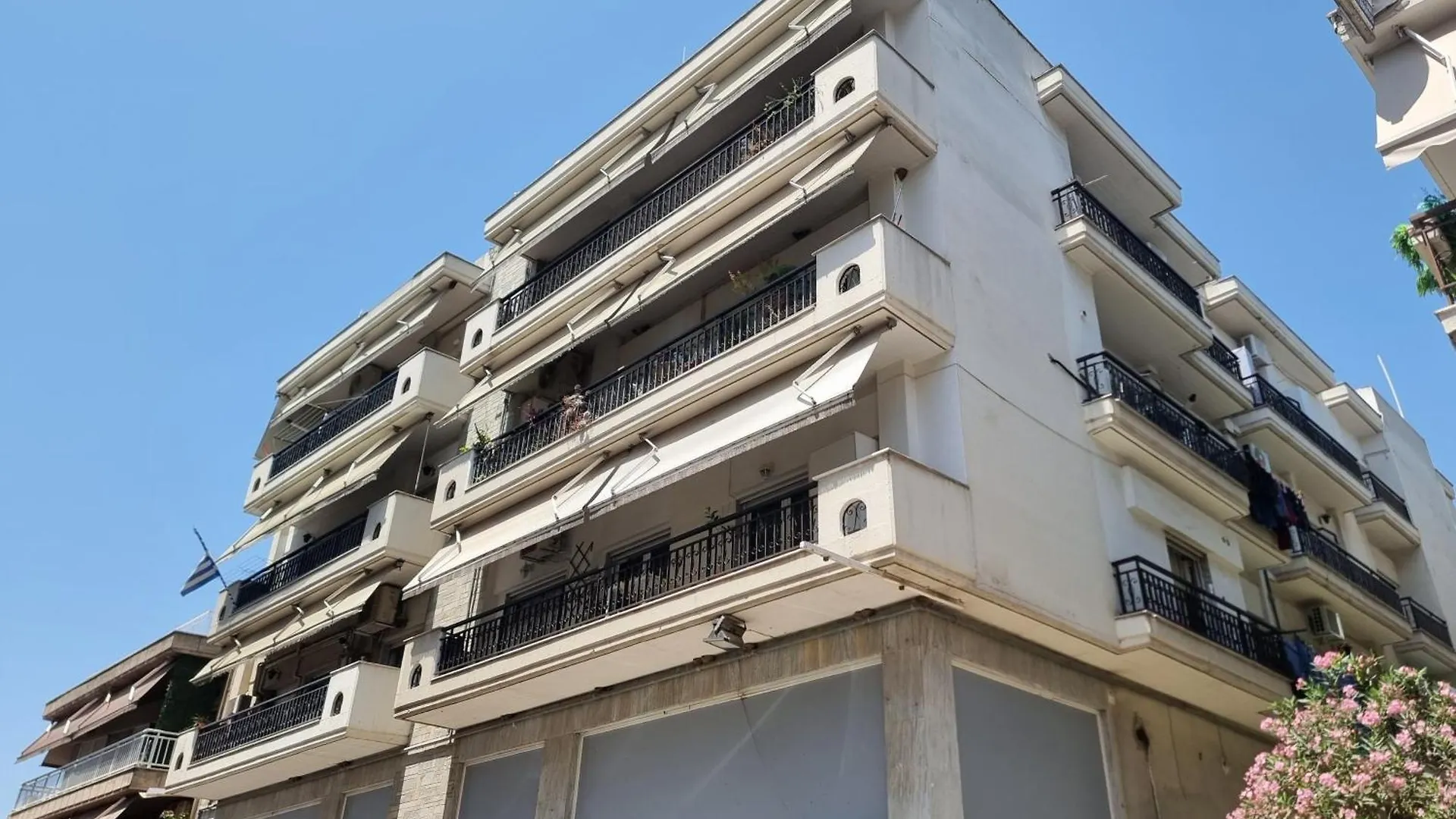 53 Central Luxury Apartment Kalamaria Thessaloniki 0*,  Greece